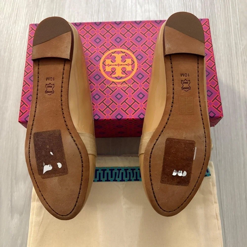Tory Burch Gigi Patent Leather Bow Loafers Tan Beige Gold Logo Flats 10M 32944